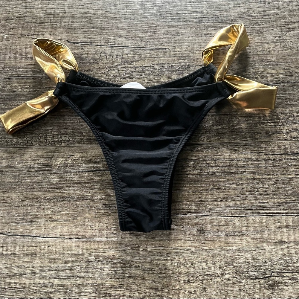 Adg Swim Bottoms Size L